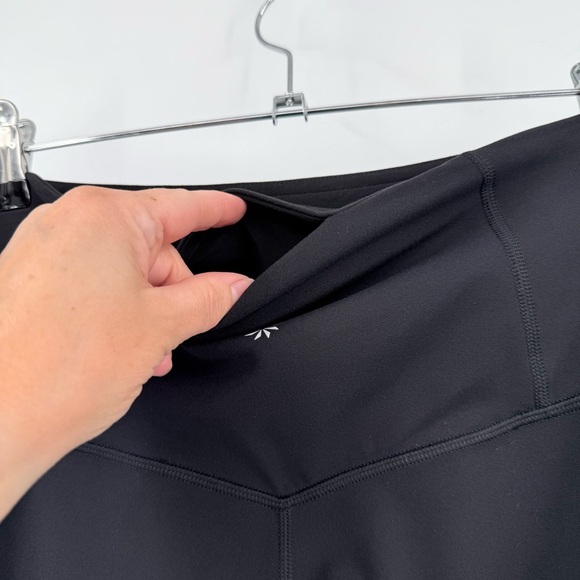 Athleta Elation Rib Trim 7/8 Tight in Black Grey Rib Size L - Picture 16 of 16